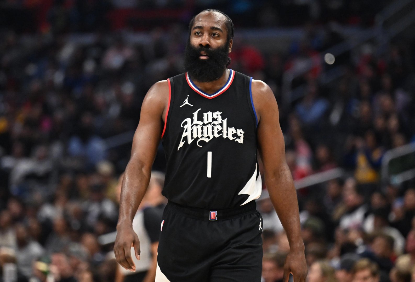 包含洛杉矶快船迎全明星赛关键赛；今夜官宣签约；管理层满意；球探报告显示潜力的词条